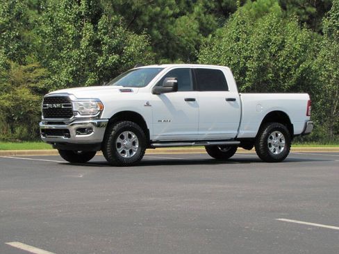Used 2023 RAM 2500 Big Horn w/ Level 1 Equipment Group AWD/4WD image 3