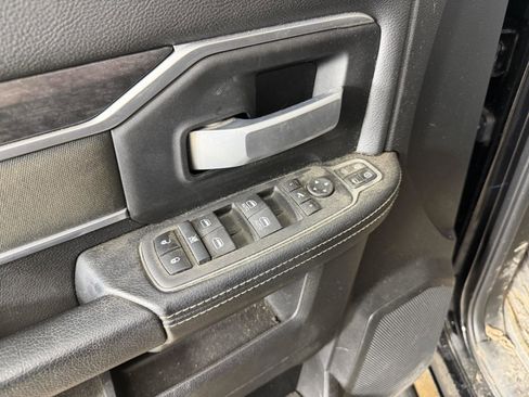 Used 2024 RAM 3500 Big Horn w/ Sport Appearance Package image 19