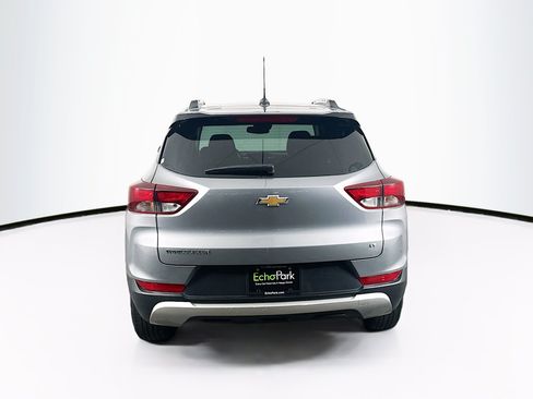 Used 2023 Chevrolet TrailBlazer LT w/ Convenience Package FWD image 7