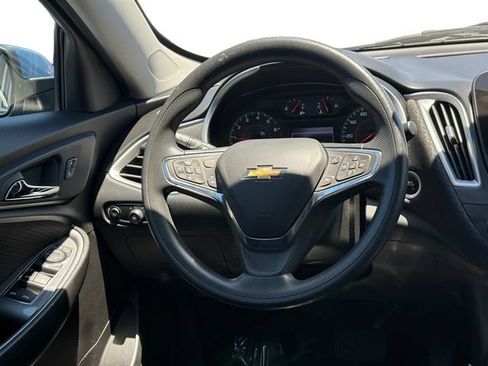 Used 2024 Chevrolet Malibu LT FWD image 15