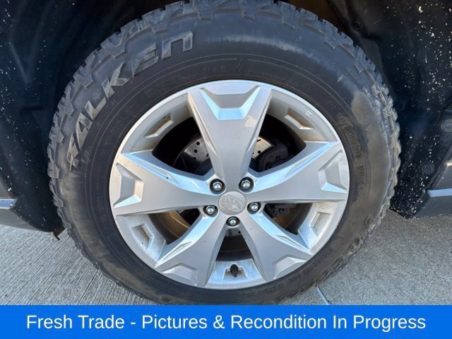 Used 2015 Subaru Forester 2.5i Premium w/ All-Weather Package AWD/4WD image 9
