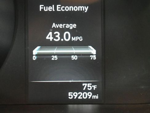 Used 2022 Hyundai Elantra Blue image 36