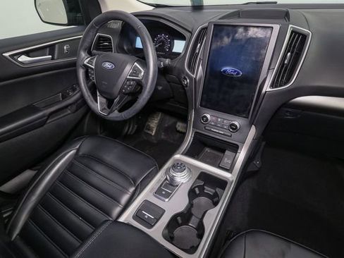 Used 2024 Ford Edge SEL w/ Convenience Package image 18