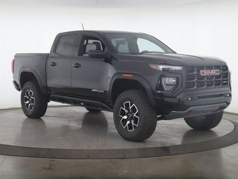 Used 2024 GMC Canyon AT4X AWD/4WD image 2