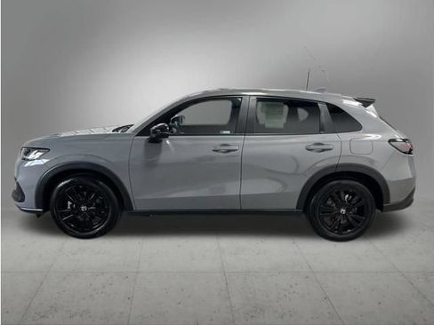 Certified 2026 Honda HR-V Sport image 3