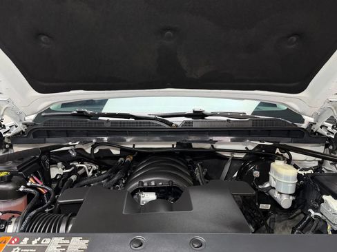 Used 2018 Chevrolet Silverado 1500 Custom w/ Custom Value Package RWD image 8
