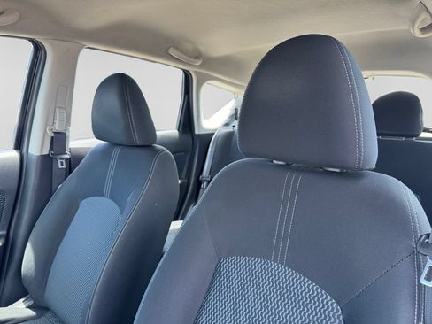 Used 2016 Nissan Versa Note SV FWD image 18