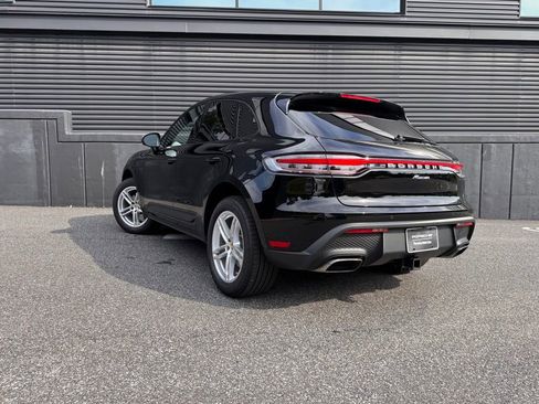 Certified 2026 Porsche Macan AWD/4WD image 8