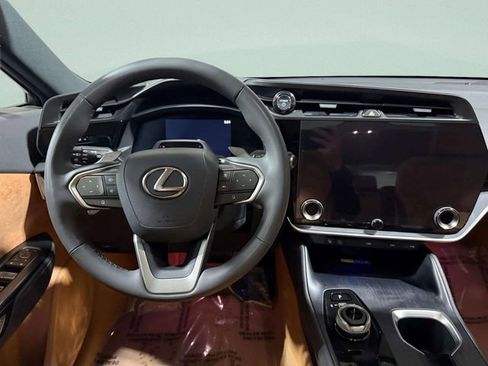Used 2023 Lexus RZ 450e Premium image 12