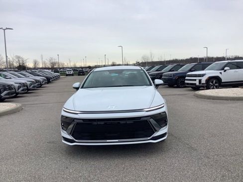 New 2026 Hyundai Sonata SEL AWD/4WD image 2
