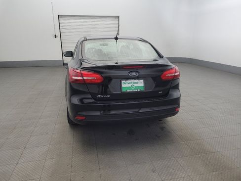 Used 2018 Ford Focus SE image 6