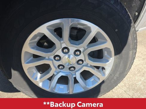 Used 2018 Chevrolet Silverado 1500 LT image 3