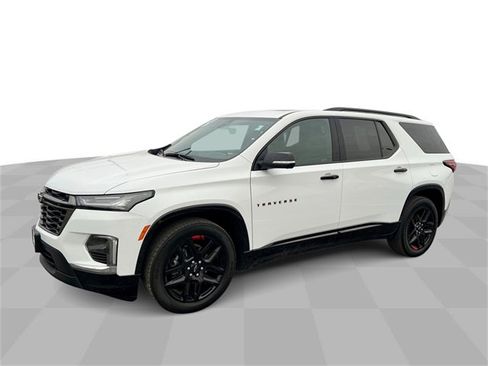 Certified 2023 Chevrolet Traverse Premier w/ Redline Edition image 1