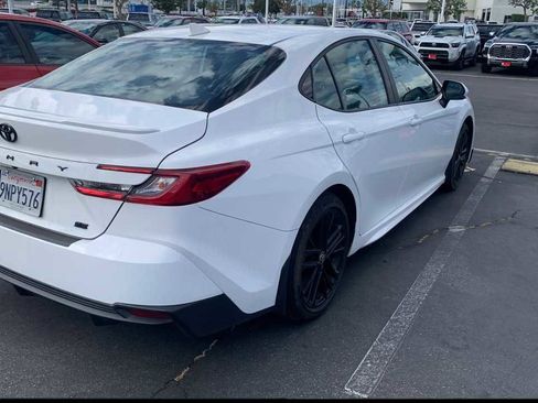 Certified 2025 Toyota Camry SE w/ Convenience Package image 2