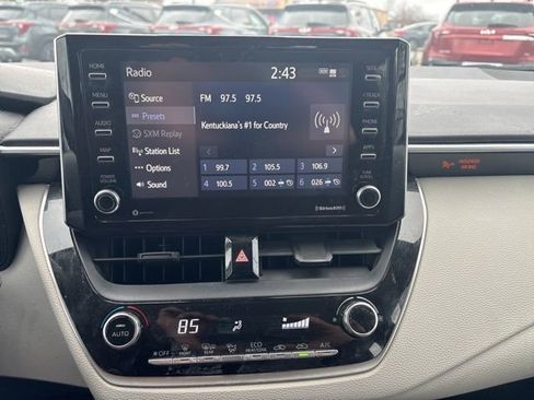 Used 2021 Toyota Corolla LE w/ Carpet Mat Package (TMS) image 12