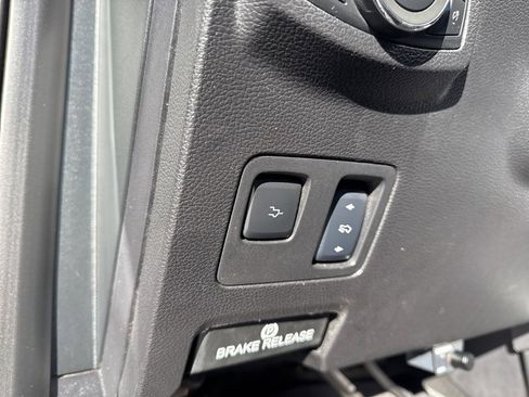 Used 2017 Ford F350 Platinum w/ Platinum Ultimate Package image 18