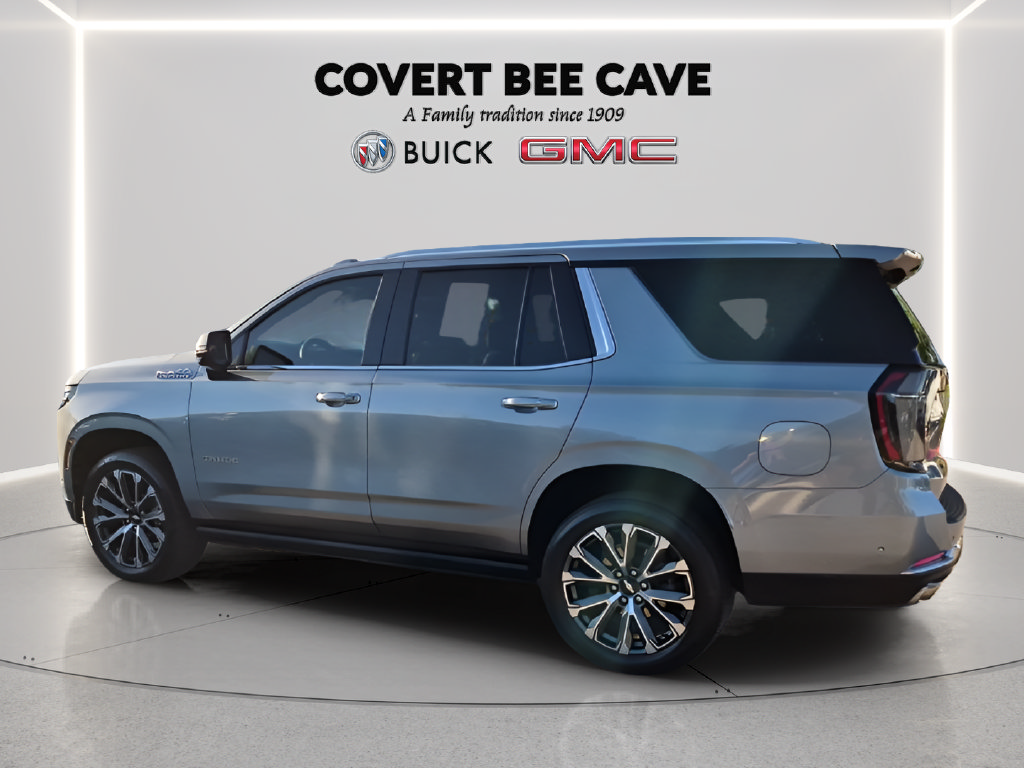 Used 2025 Chevrolet Tahoe High Country RWD image 6
