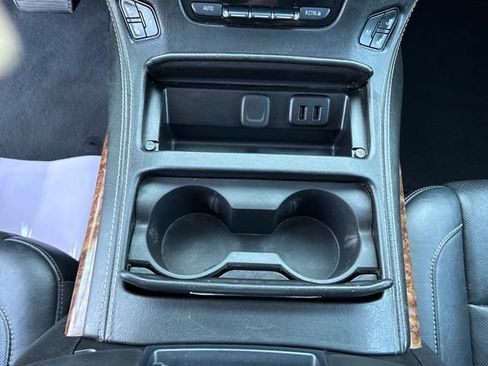 Used 2017 Chevrolet Suburban Premier RWD image 42