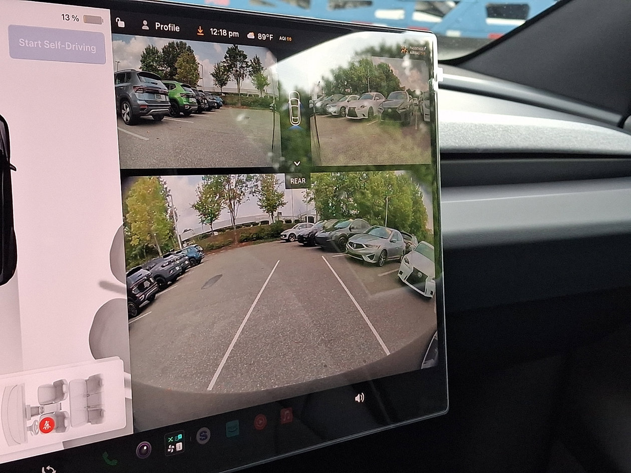 Used 2026 Tesla Model Y AWD image 18