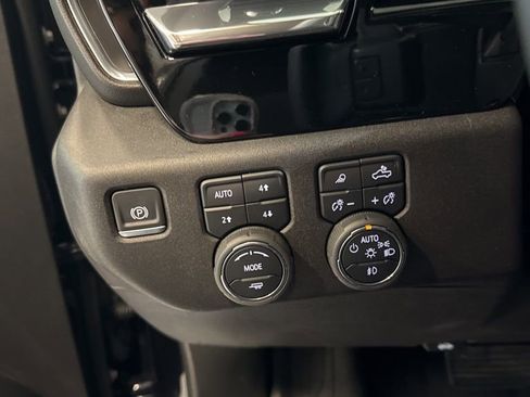 Used 2024 Chevrolet Silverado 1500 LTZ w/ LTZ Premium Package AWD/4WD image 25