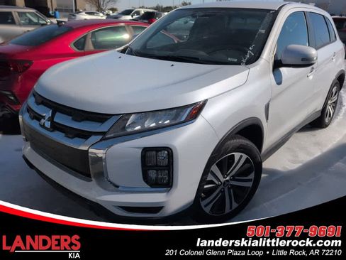 Used 2024 Mitsubishi Outlander Sport SE image 1