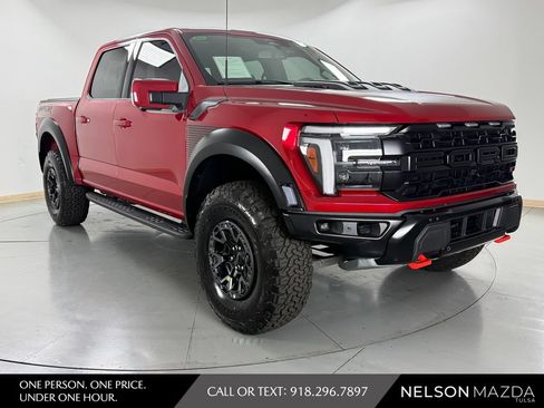 Used 2025 Ford F150 Raptor w/ Equipment Group 803A Raptor R AWD/4WD image 4