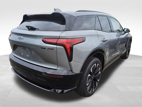 Used 2025 Chevrolet Blazer EV RS AWD/4WD image 4