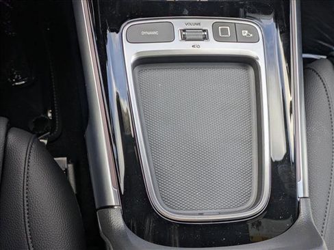 New 2026 Mercedes-Benz GLB 250 4MATIC image 17