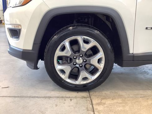 Used 2020 Jeep Compass Limited AWD/4WD image 20