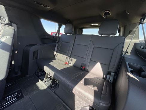 New 2025 Chevrolet Suburban High Country image 90