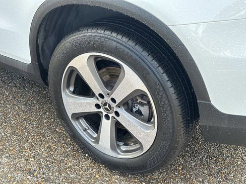 Used 2022 Mercedes-Benz GLC 300 image 5