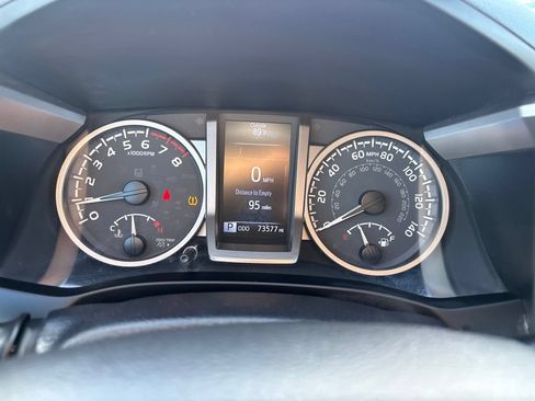 Used 2023 Toyota Tacoma SR5 w/ Technology Package AWD/4WD image 21