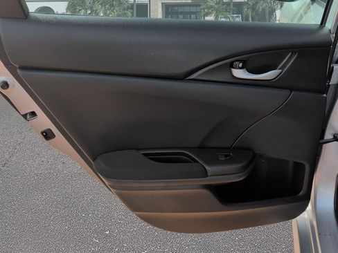 Used 2020 Honda Civic Sport image 21