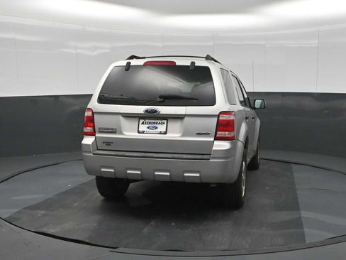 Used 2009 Ford Escape XLT AWD/4WD image 8