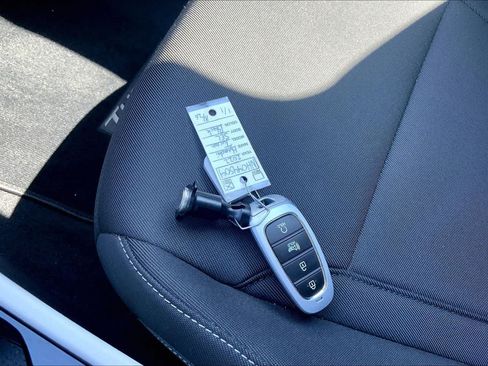 Used 2022 Hyundai Tucson SEL FWD image 15