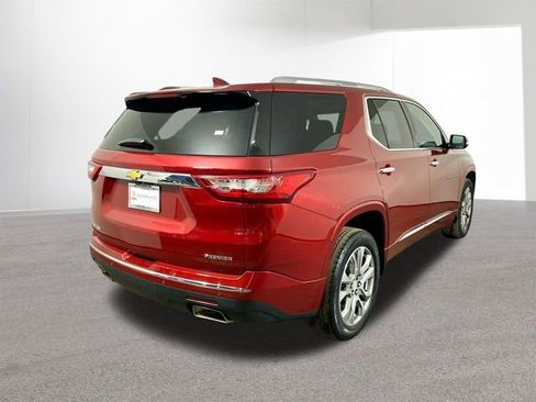 Used 2020 Chevrolet Traverse Premier image 37