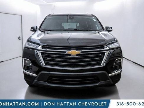 Used 2023 Chevrolet Traverse LT image 34