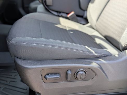 Used 2022 Chevrolet Silverado 1500 Custom image 21