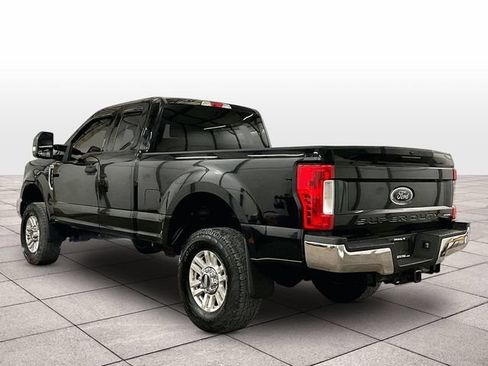Used 2018 Ford F250 XLT AWD/4WD image 10
