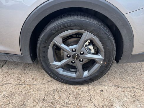 Used 2025 Kia K4 FWD image 29