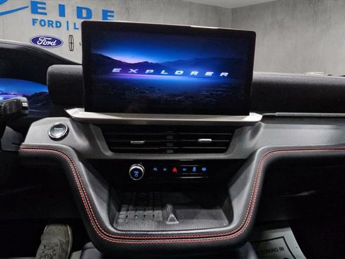 Used 2025 Ford Explorer ST AWD/4WD image 16
