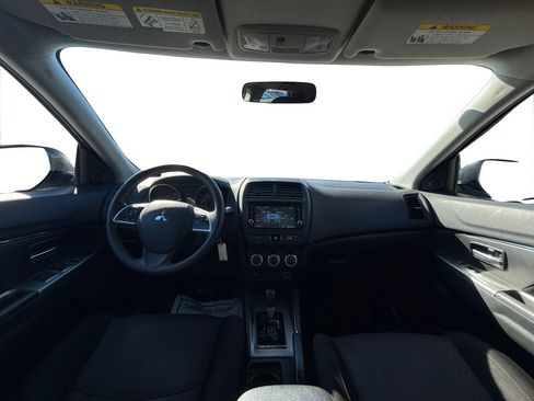 Used 2019 Mitsubishi Outlander Sport ES image 17