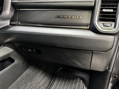 Used 2020 RAM 1500 Limited w/ Body Color Bumper Group image 27