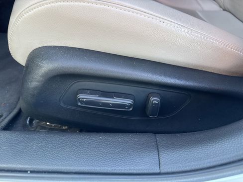 Used 2023 Honda Civic Touring image 11
