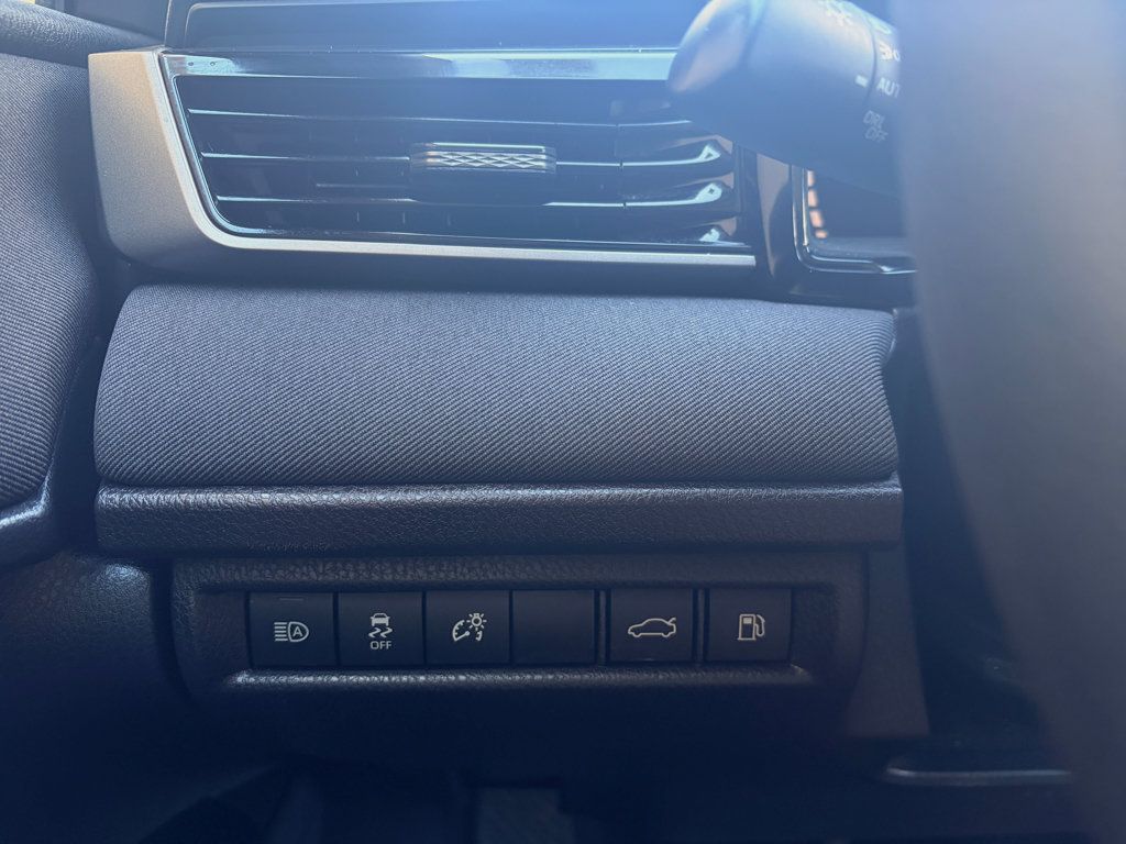 Used 2025 Toyota Camry LE FWD image 20