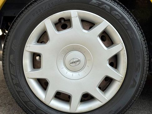 Used 2008 Scion xB FWD image 24