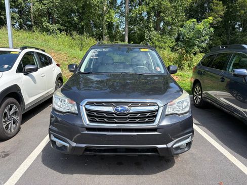 Used 2017 Subaru Forester 2.5i Limited w/ Popular Package #1 AWD/4WD image 2