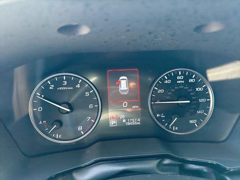 Used 2025 Subaru Outback Premium AWD/4WD image 19