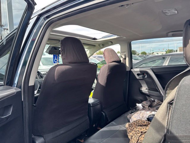 Used 2018 Toyota RAV4 XLE FWD image 12