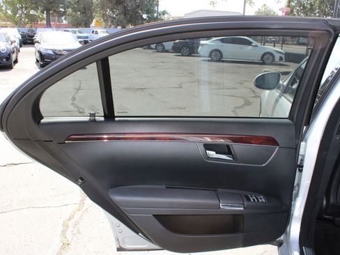 Used 2008 Mercedes-Benz S 550 image 15